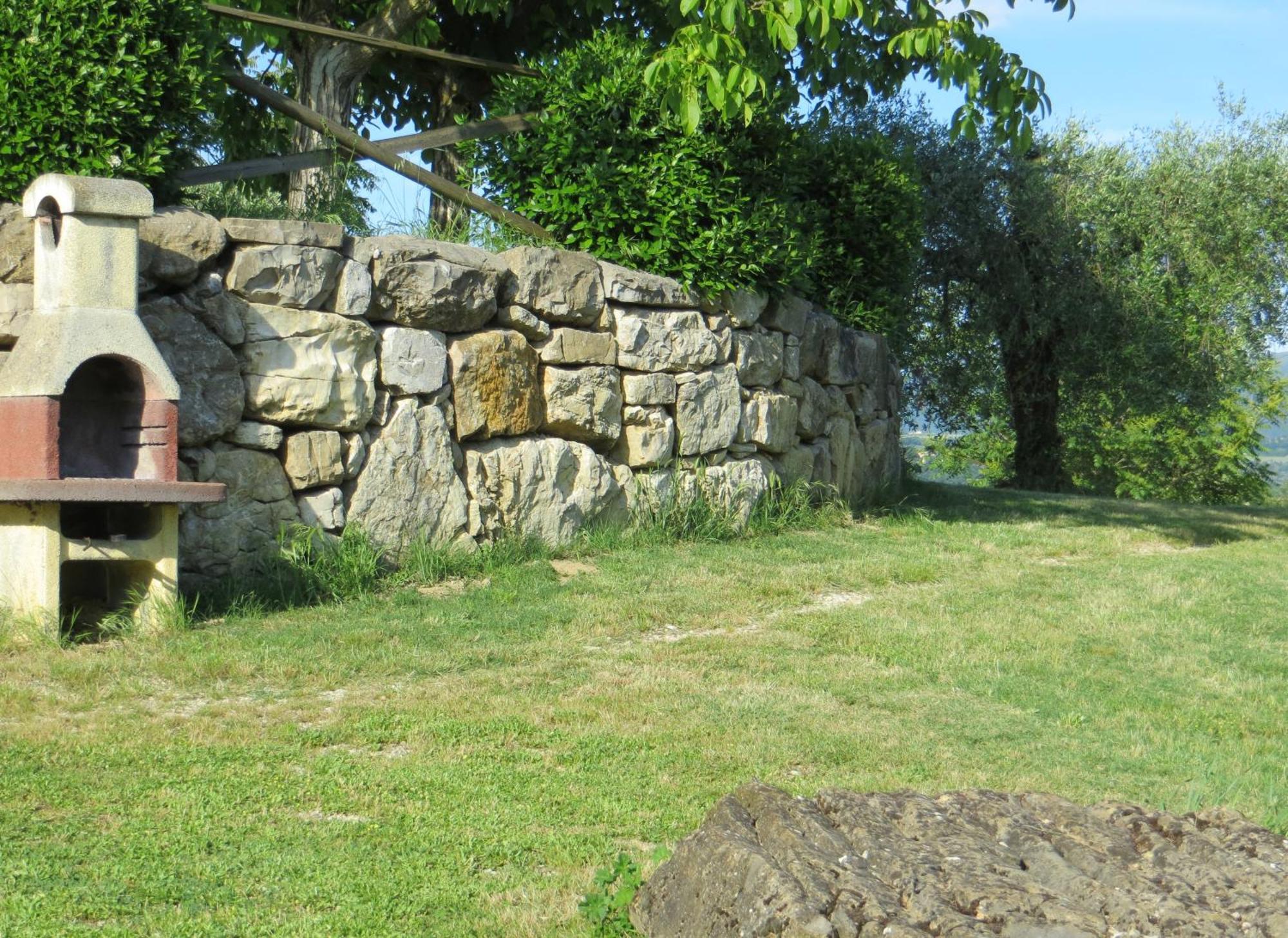 Agriturismo Casale Delle Lucrezie Тоди Екстериор снимка