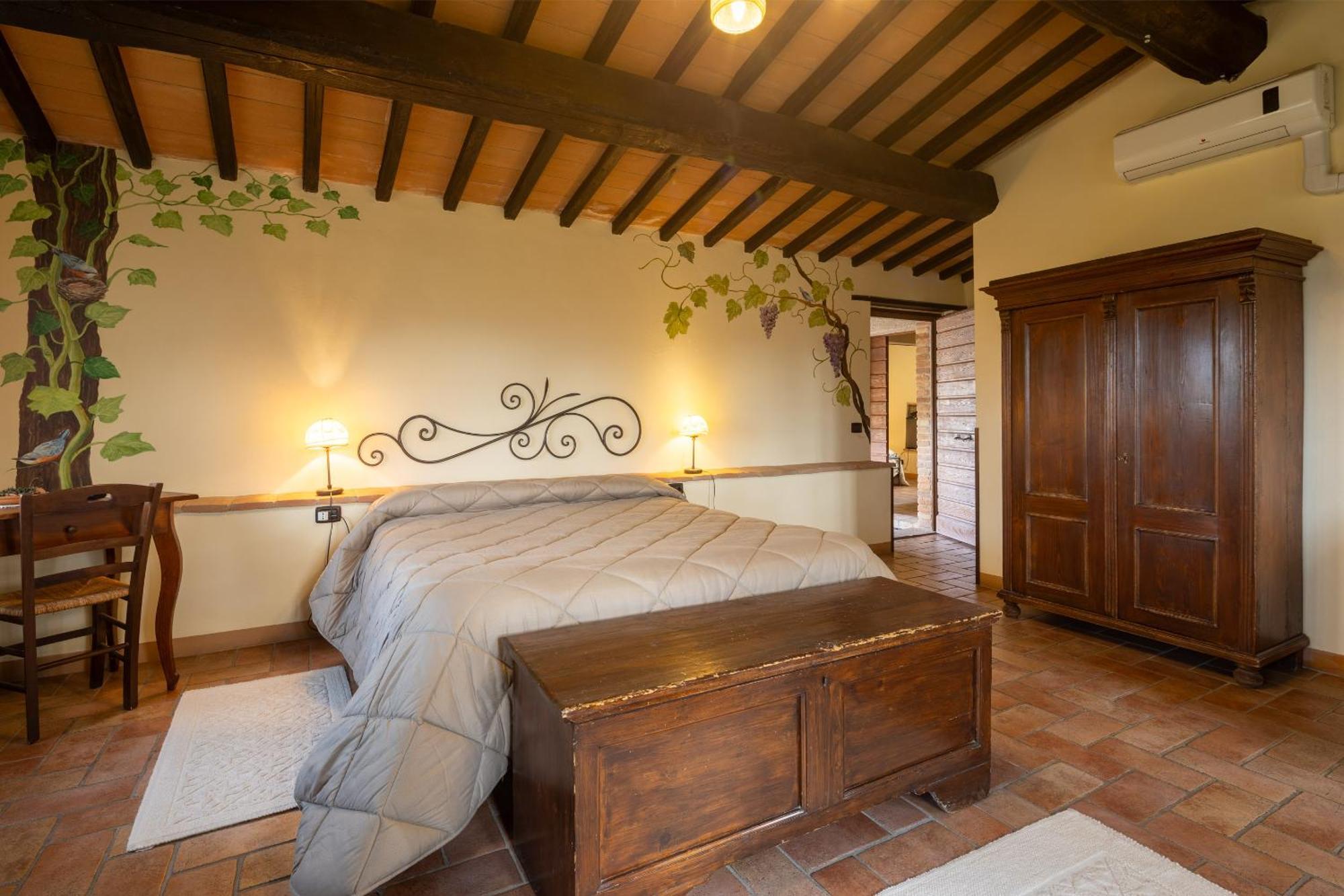 Agriturismo Casale Delle Lucrezie Тоди Екстериор снимка